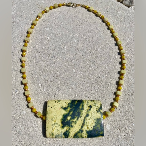 Handmade Serpentine/Yellow Turquoise & Crystal Beaded Pendant Necklace - Picture 5 of 5